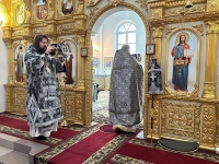 Епископ Митрофан совершил Литургию Преждеосвященных Даров в Никольском кафедральном соборе г. Белебея