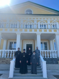 Епископ Митрофан и митрополит Никон посетили Бугабашский монастырь